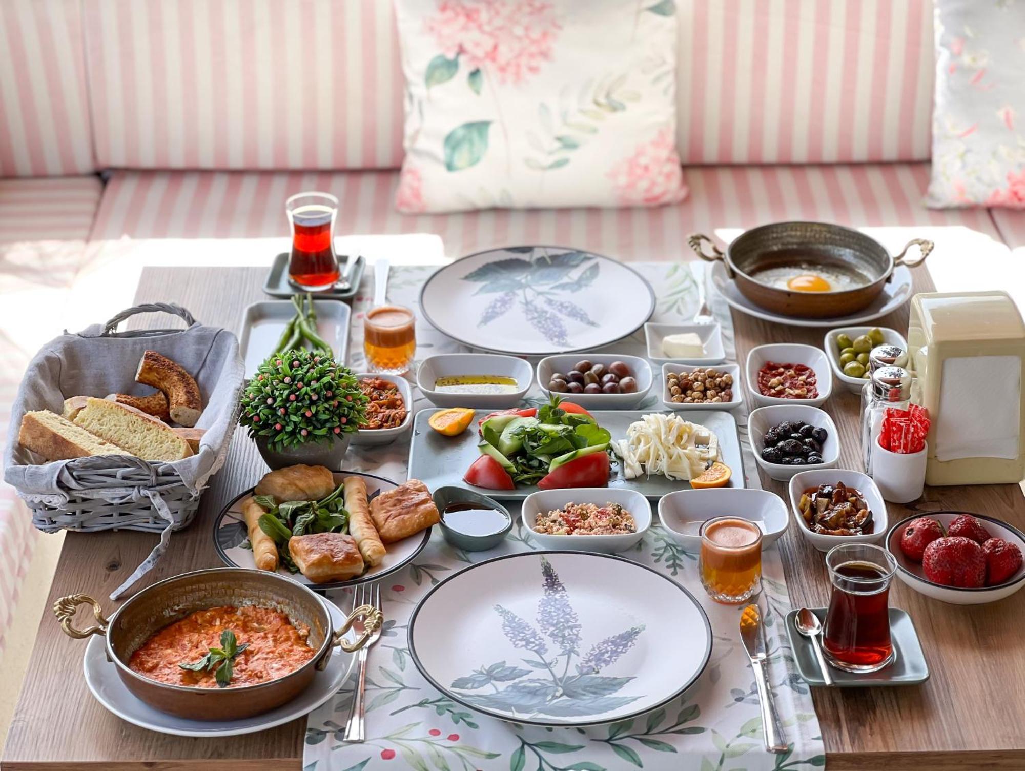 Liya Boutique Hotel & Suites アクヤカ エクステリア 写真